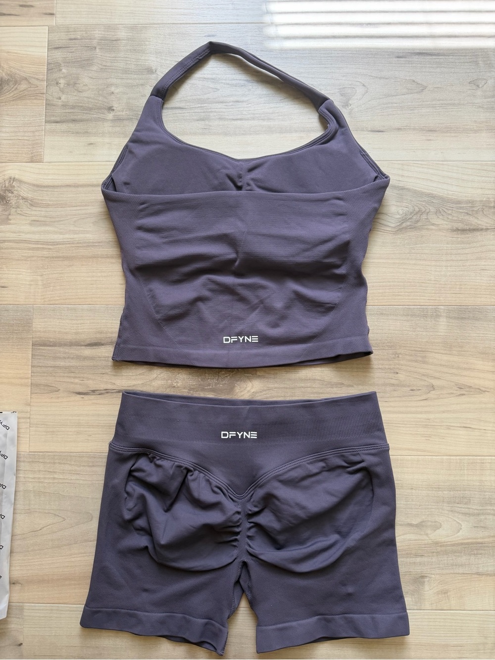 DFYNE workout set as new - Picture 3 of 5